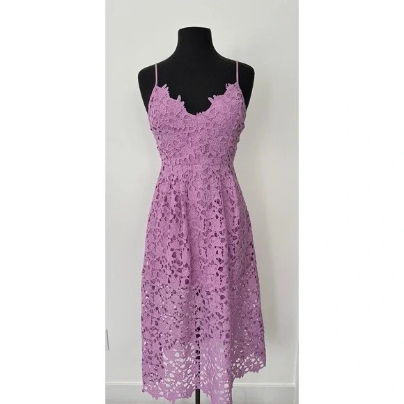 ASTR Midi Dress M Lavender Purple Pastel Lace Romantic Prom Party Wedding Guest - Picture 1 of 12